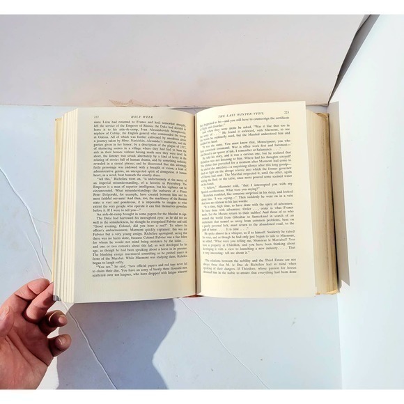 Holy Week, Vintage by‎ Louis Aragon 1960s Vintage Hardcover Book - Picture 6 of 8